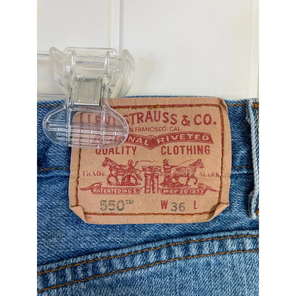 VTG Levis 550 Relaxed Fit Denim Shorts Mens 36 Blue Medium Wash Vintage 5-Pocket